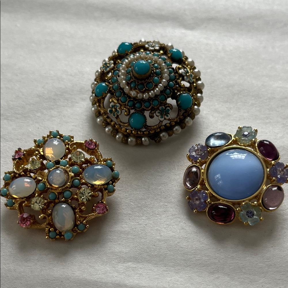 Source Unknown Gold and Multicolor Brooch Trio